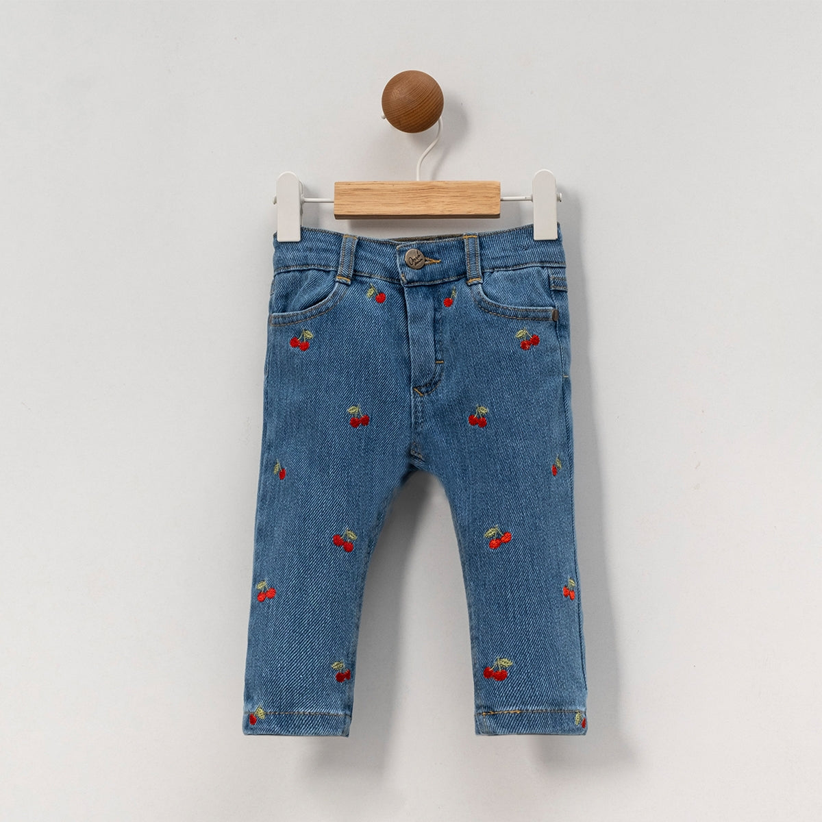Jeans ciliegie