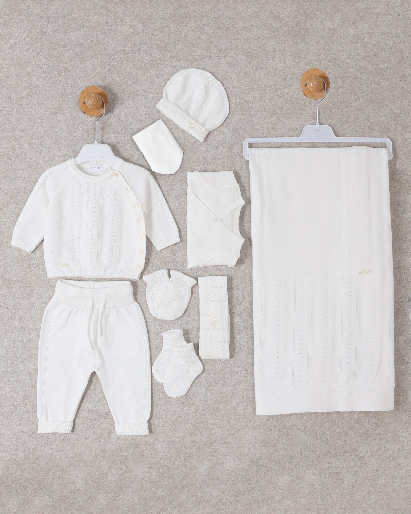 Corredino nascita Unisex– 9 Pezzi 100% cotone