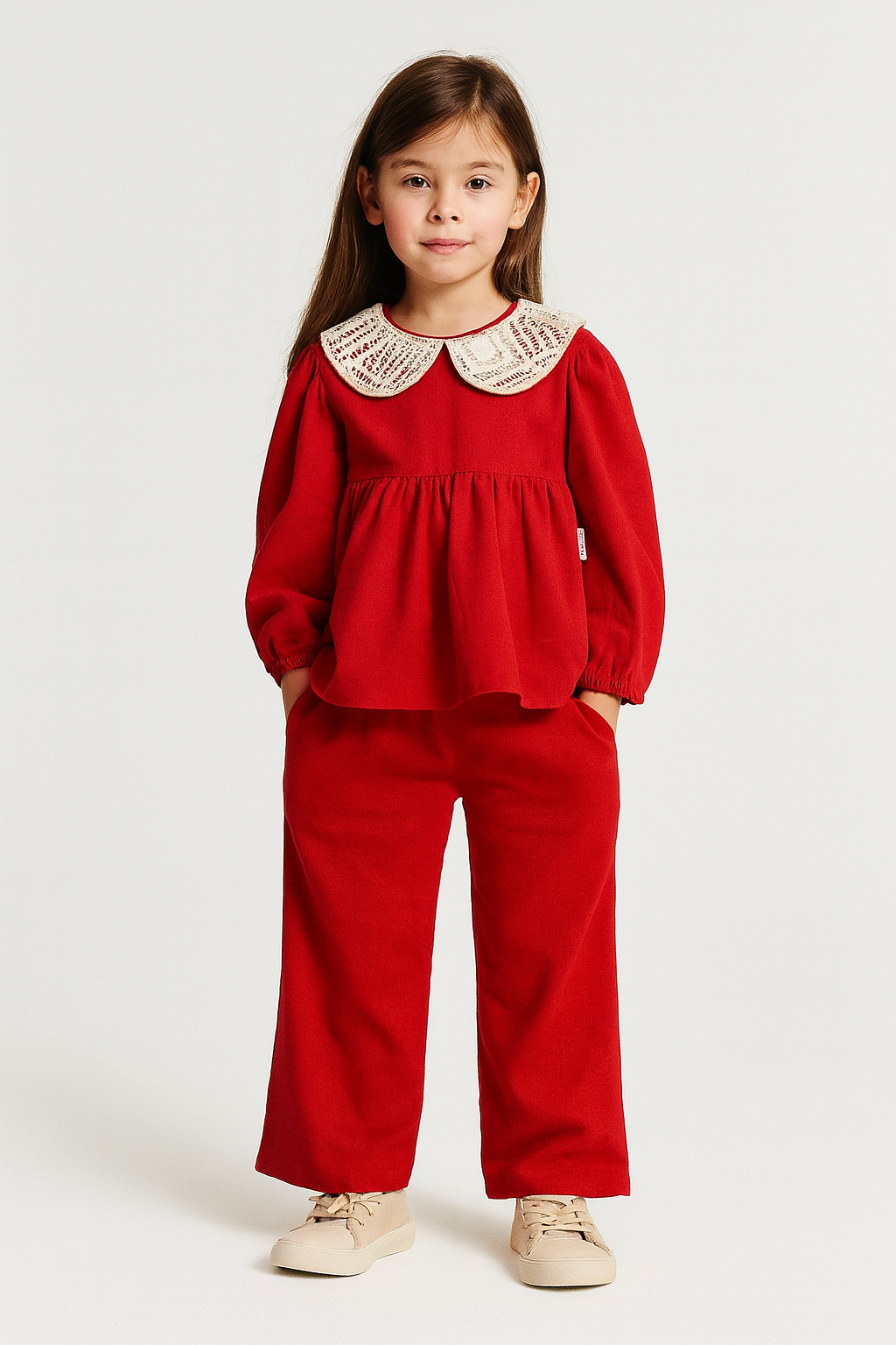 Completo bimba con colletto in pizzo