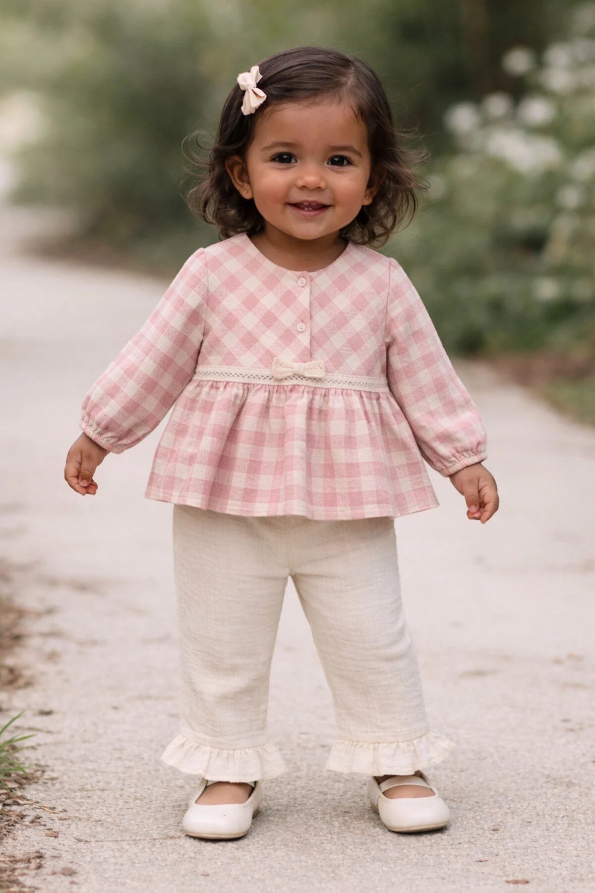 Completo neonata in cotone a quadretti rosa con pantalone panna