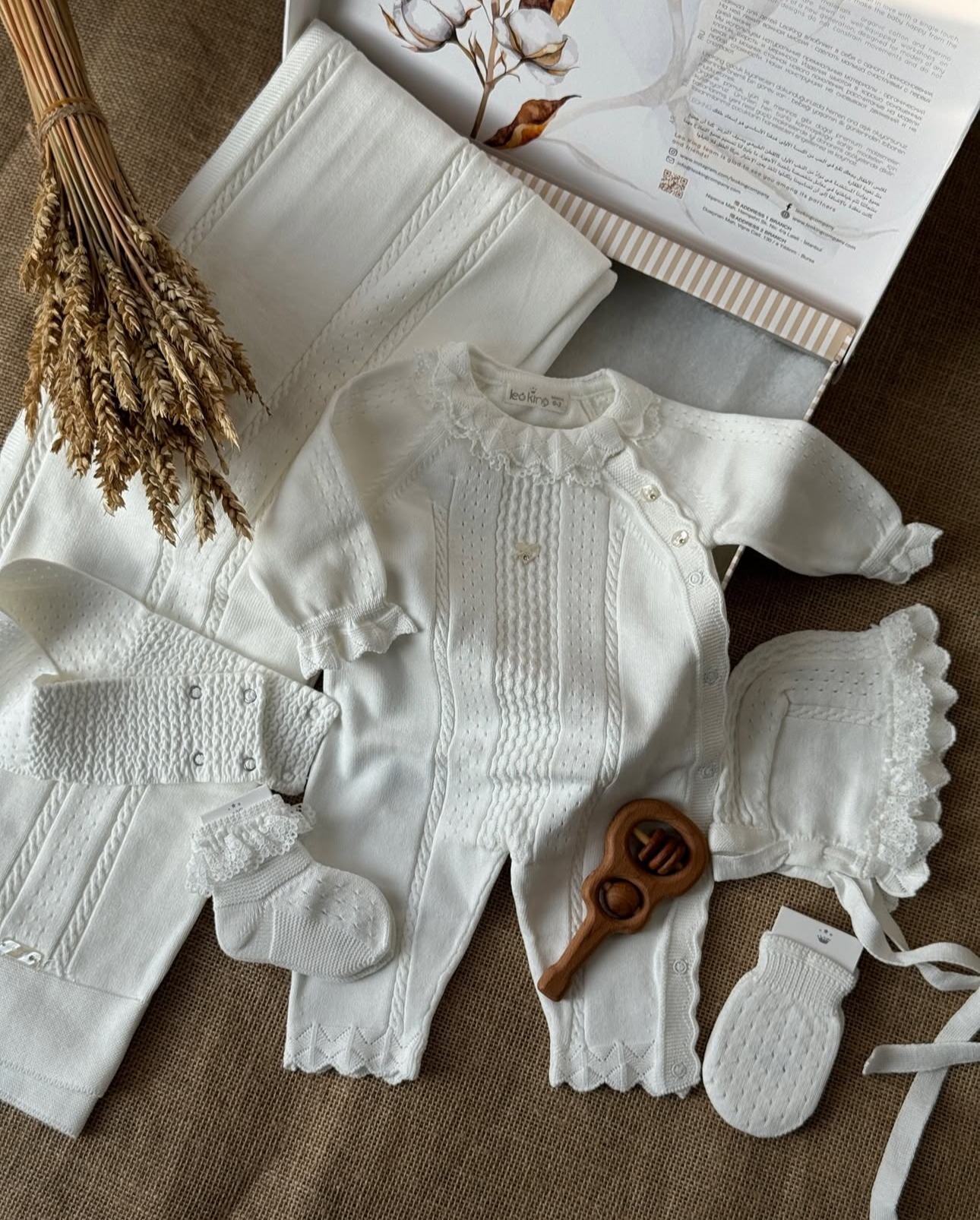 Elegant Cotton Baby Set – 6 Pieces
