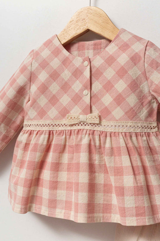 Completo neonata in cotone a quadretti rosa con pantalone panna