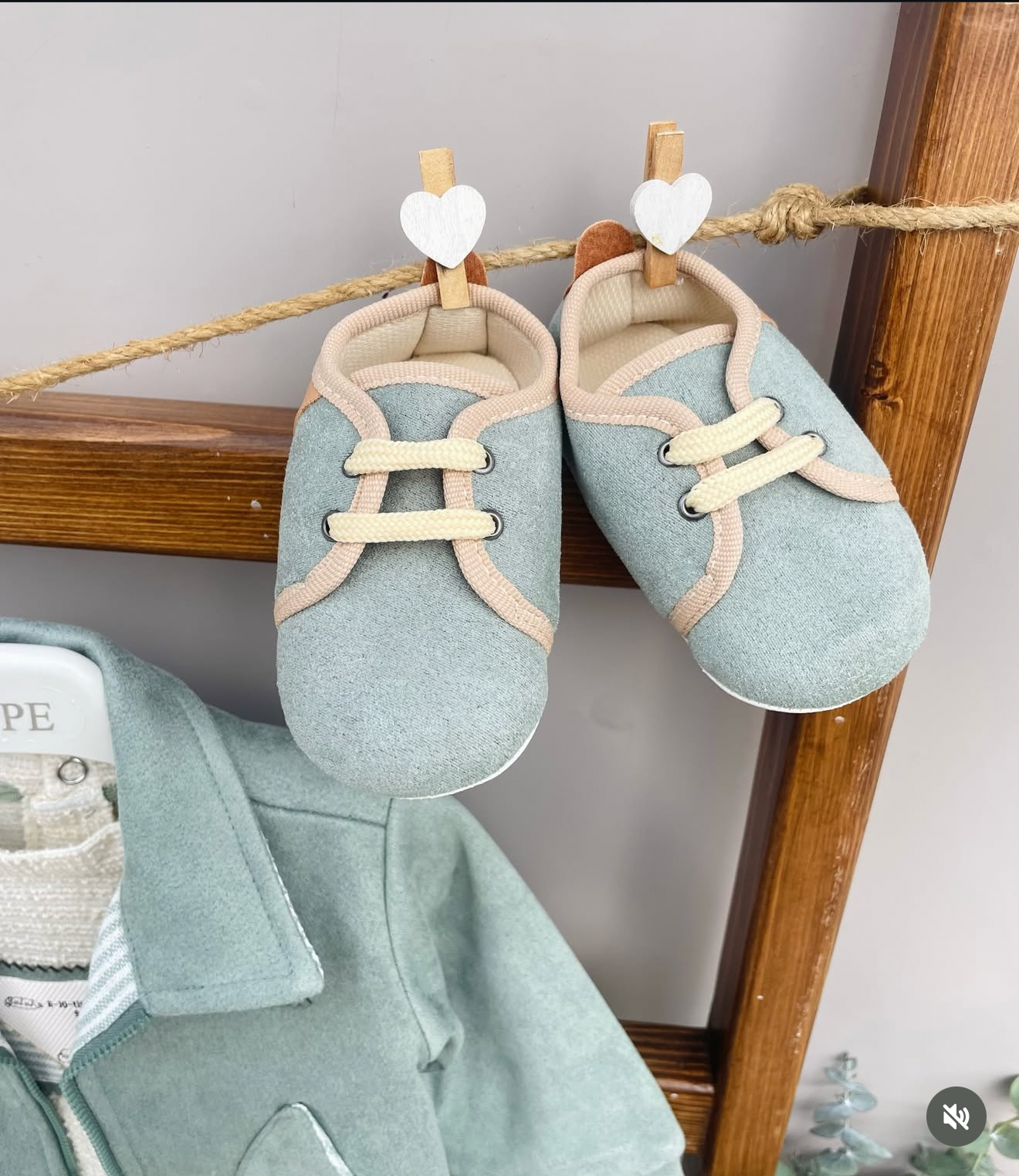 Completo neonato 4 pezzi con scarpette