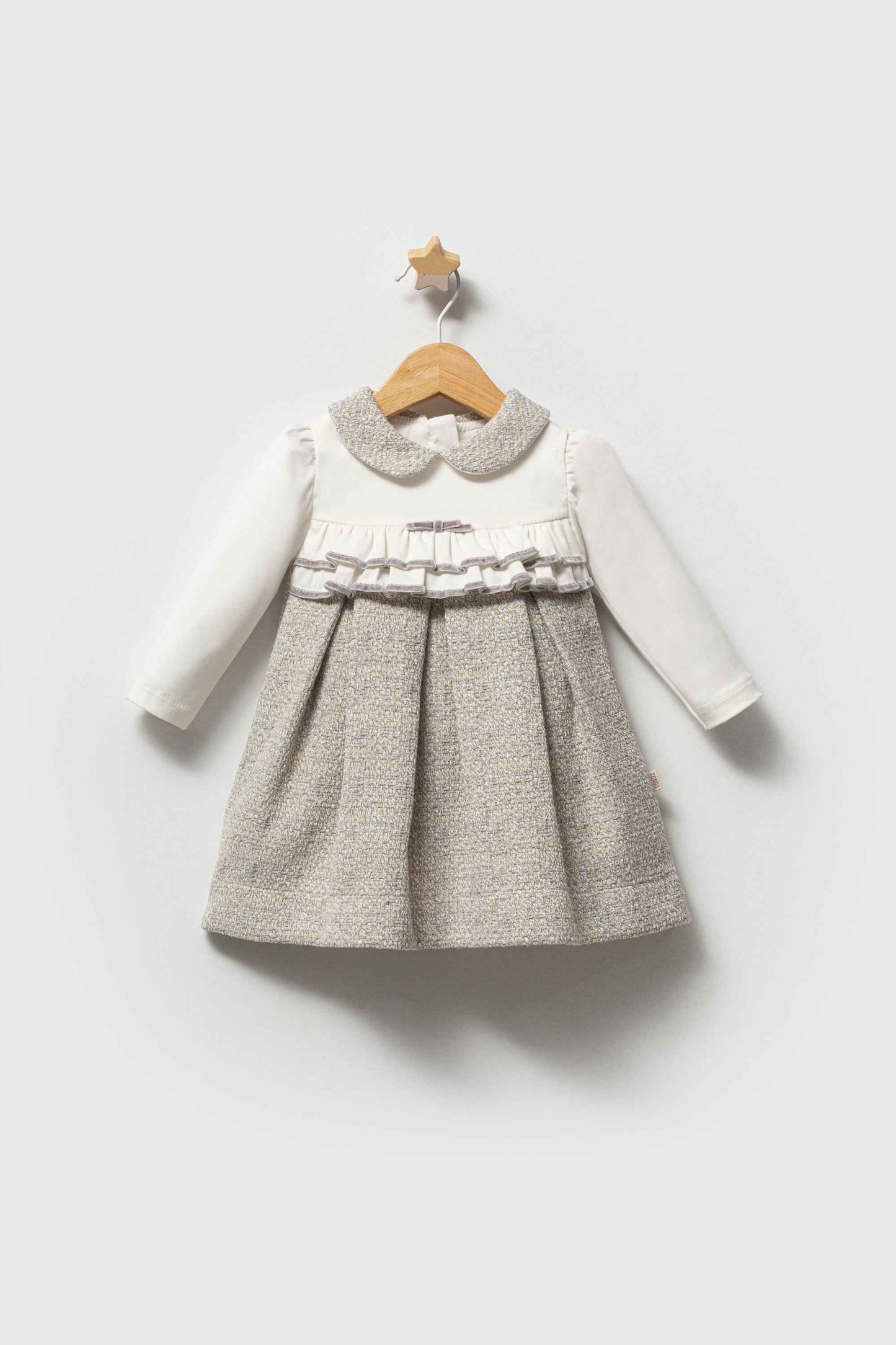 Abito neonata con colletto e balza decorativa