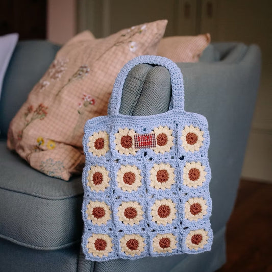 Borsa all’Uncinetto Floreale per Donna e Bambina