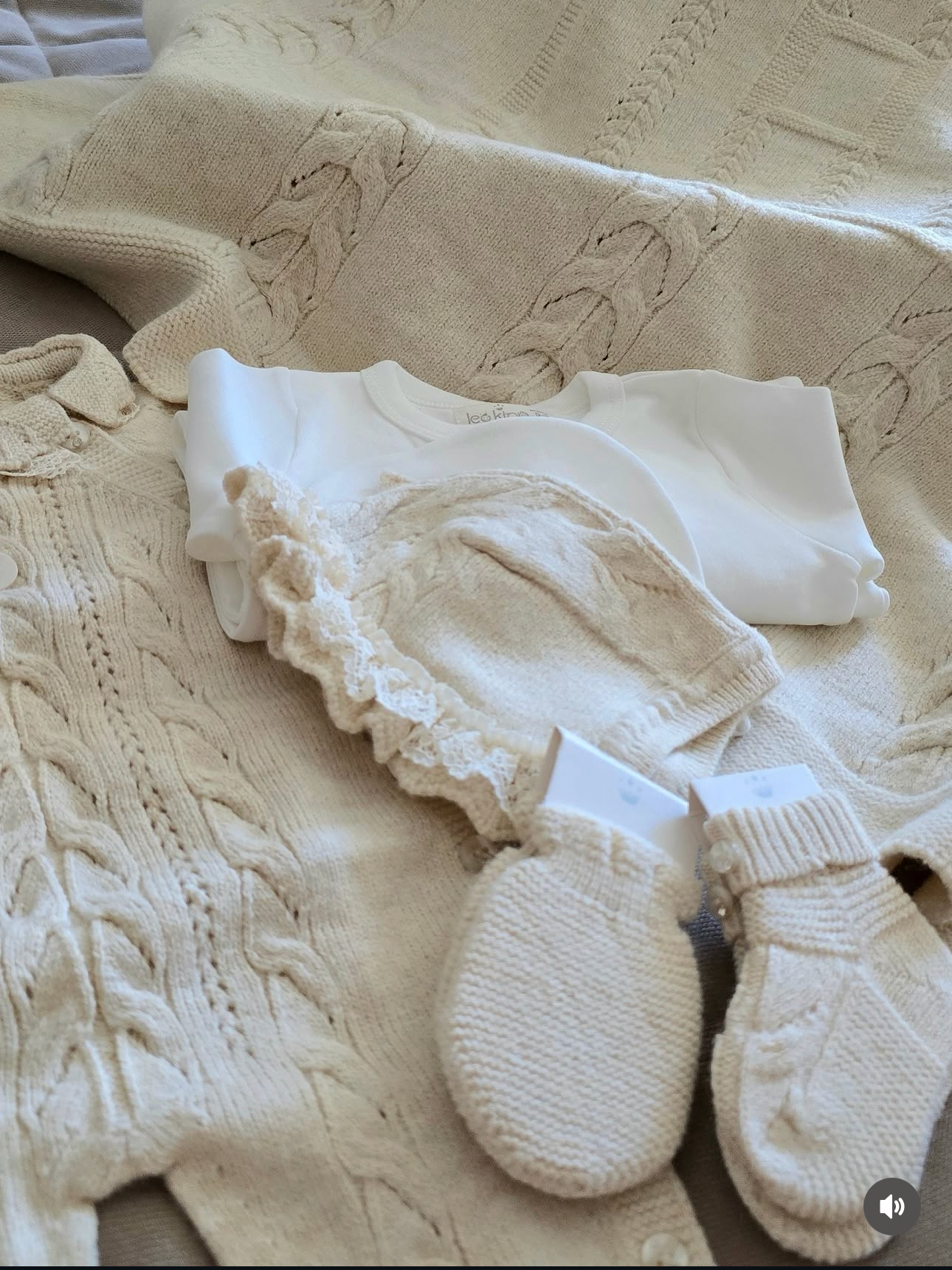 Corredino nascita neonata in lana merino