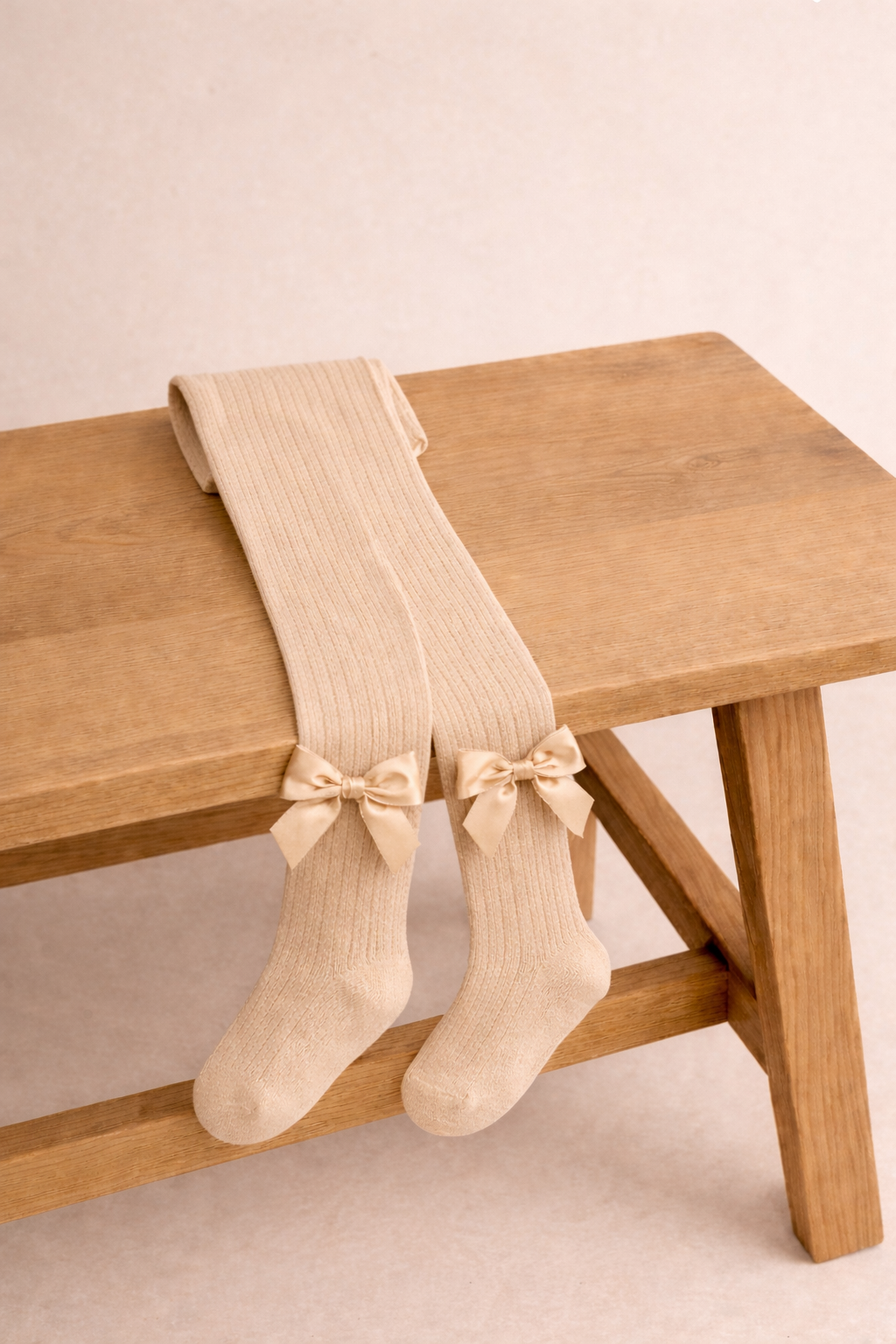 Calzamaglia con fiocco bambina