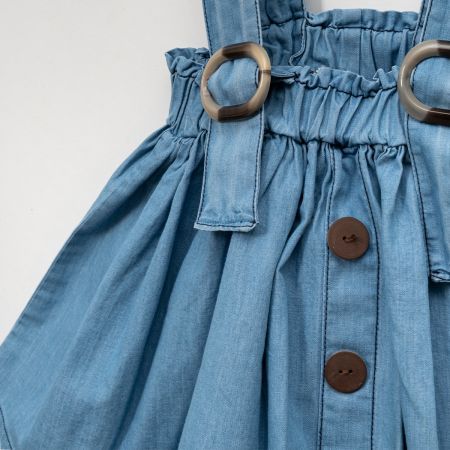 Completo bimba gonna con bretelle in denim e camicia ricamata