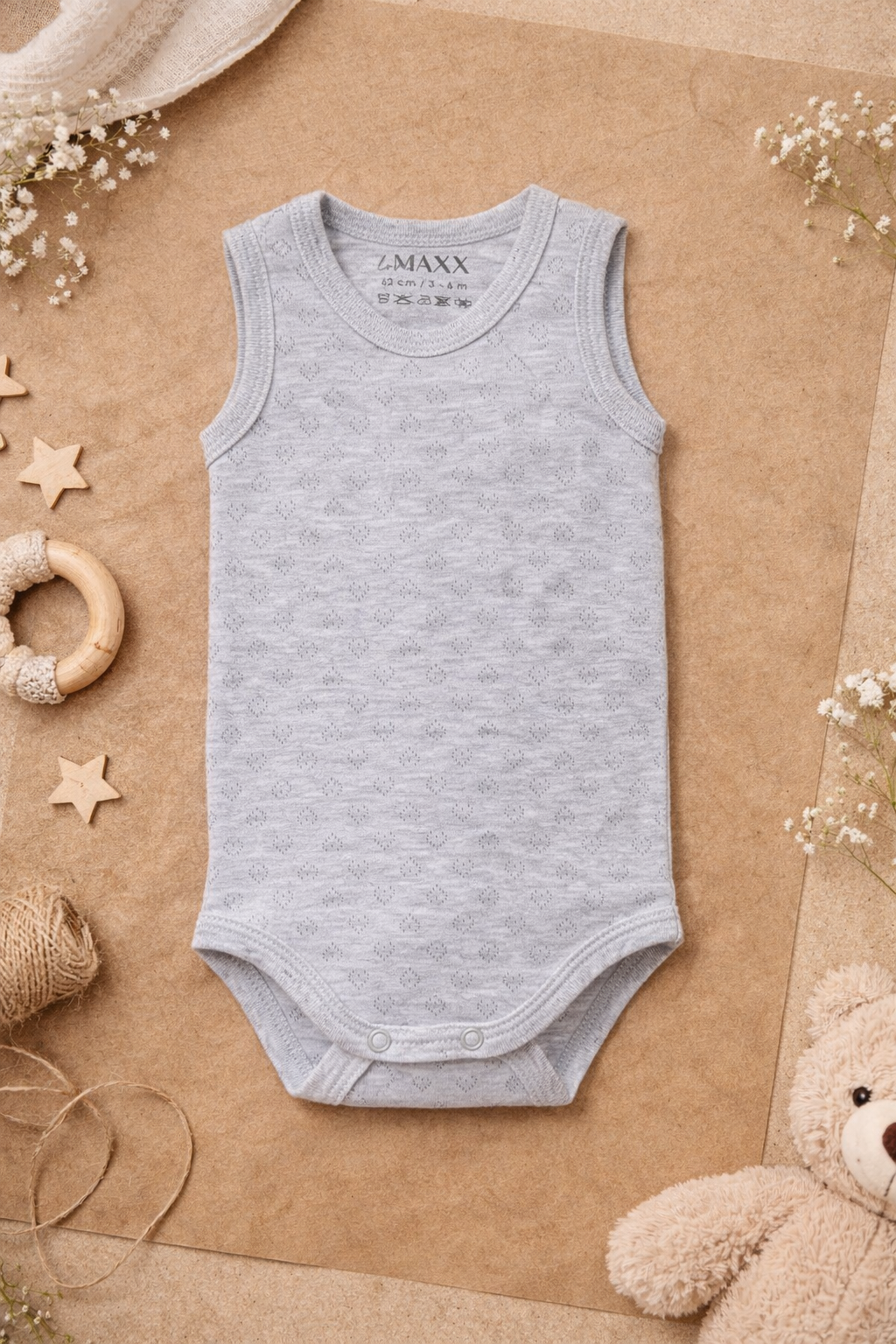 Body smanicato in cotone con cuoricini trapuntati