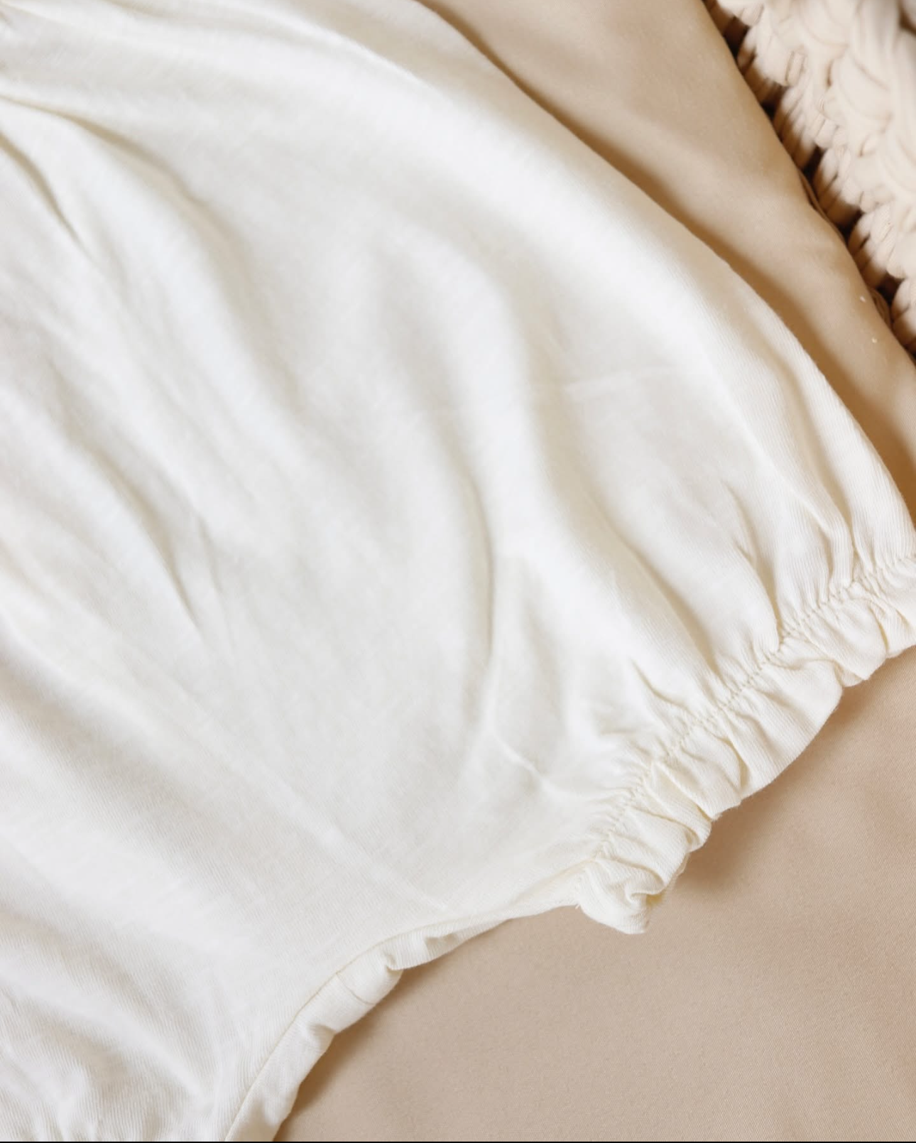 Tutina Estiva in Cotone Biologico con Dettagli Lavorati per Neonata